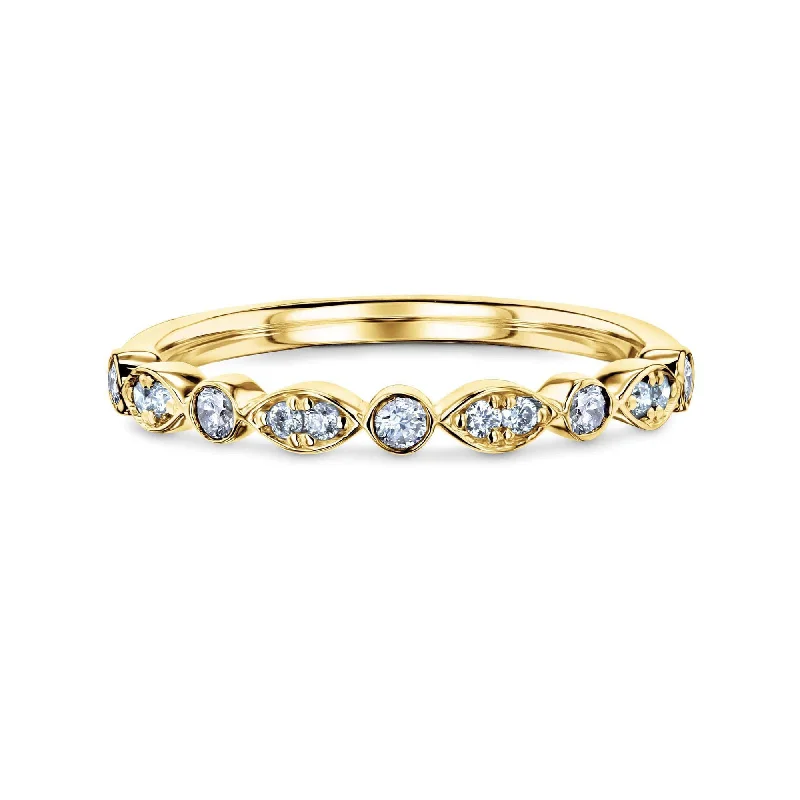 Fashion Rings with Zodiac Symbols in Gold - Filled Metal for a Personalized TouchBezel Pave Diamond Bead-Patterned Gold Band