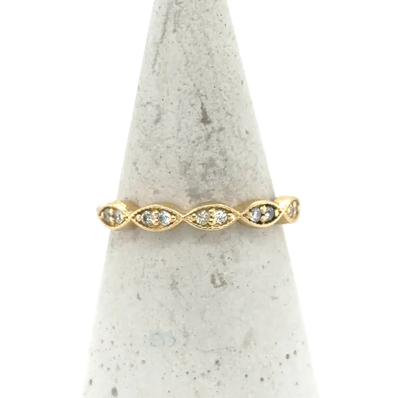 Geometric - Shaped Fashion Rings in Titanium with Iridescent Inlays14K Yellow Gold Diamond Stackable Band