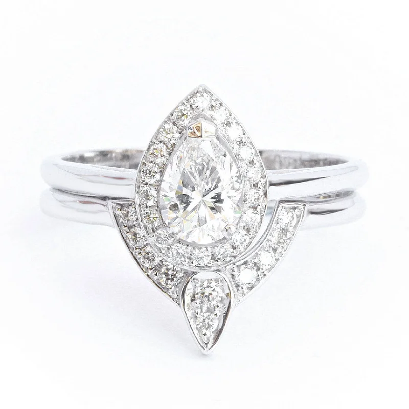 Princess - Cut Women's Diamond Rings in White Gold with a High - Clarity Diamond for a Modern LookPear Diamond Halo Wedding Ring Set - "The 3rd Eye" ♥