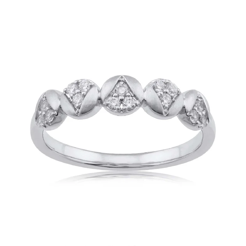 Cushion - Cut Women's Diamond Rings in Platinum with a Soft and Romantic Appearance18K WG Band Diamond Ring-1PC