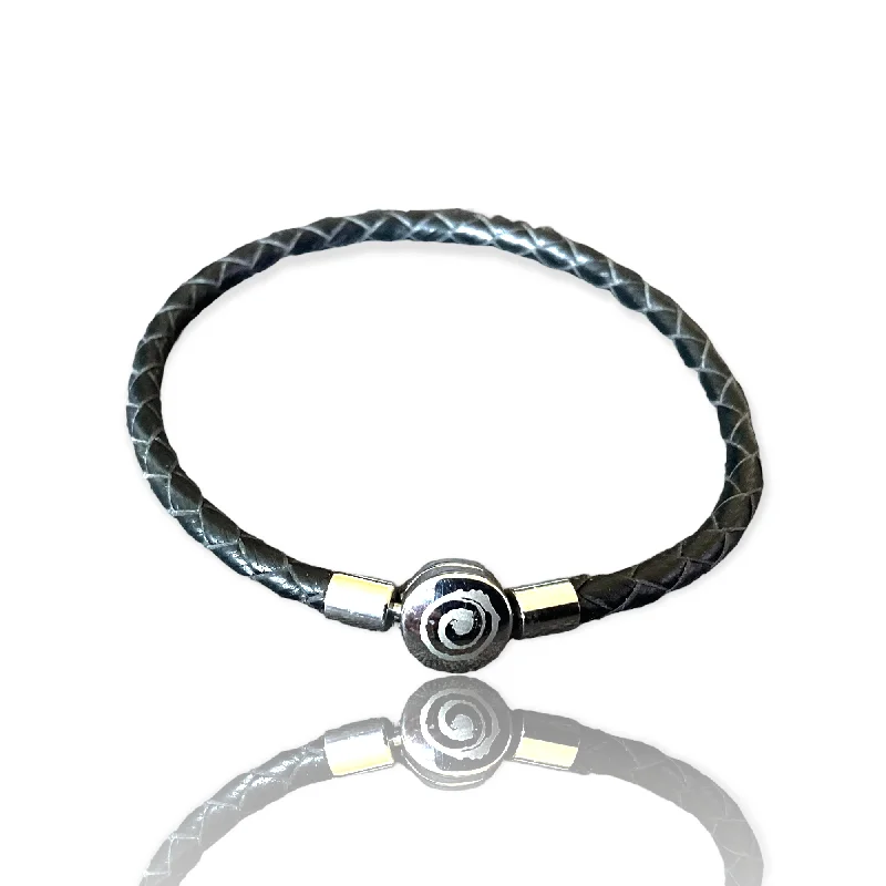 Chamm Bracelets with natural materialsLeather Charm Bracelet 'Koru" (4mm)(No.3)