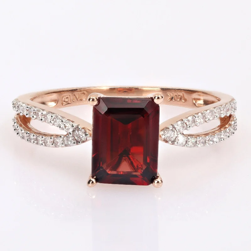 Sapphire Gemstone Rings in 18K White Gold with Diamond Accents for an Elegant EngagementMiadora Octagon-cut Garnet and 1/5ct TDW Diamond Split Shank Cocktail Ring in 14k Rose Gold