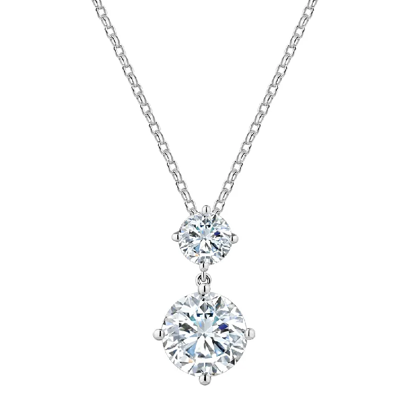 Diamond-cut chain necklaces for eleganceFancy pendant with 4.19 carats* of diamond simulants in 10 carat white gold